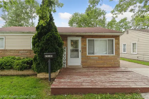 25143 Fern Street, Roseville, MI 48066