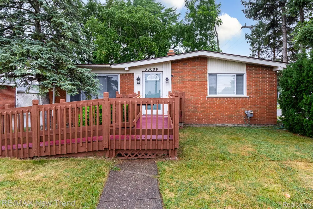 30604 Ann Arbor Trail, Westland, MI 48185 - Image #1