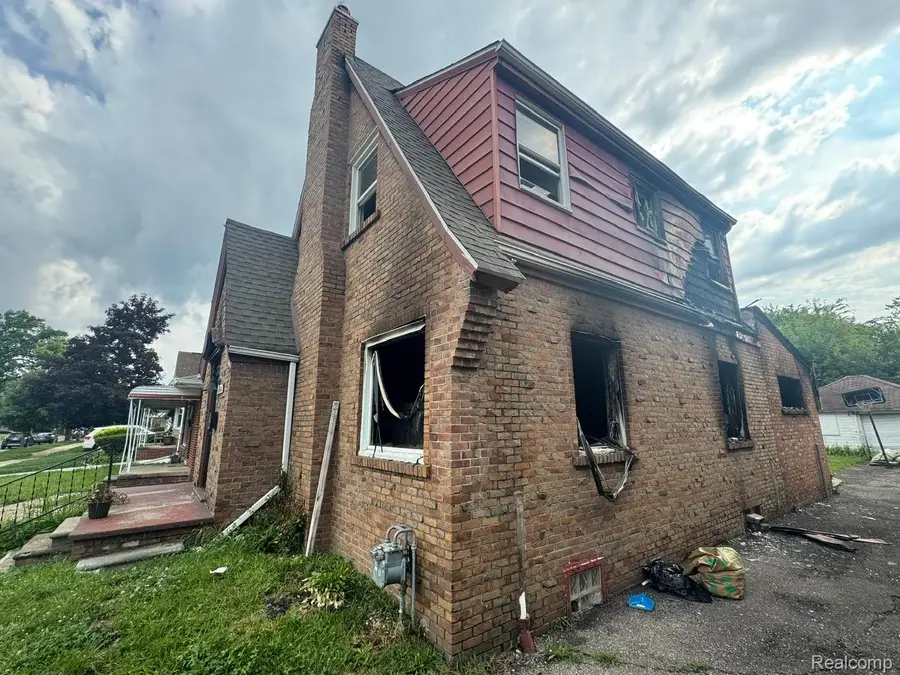 7646 Fielding Street, Detroit, MI 48228 - Image #2