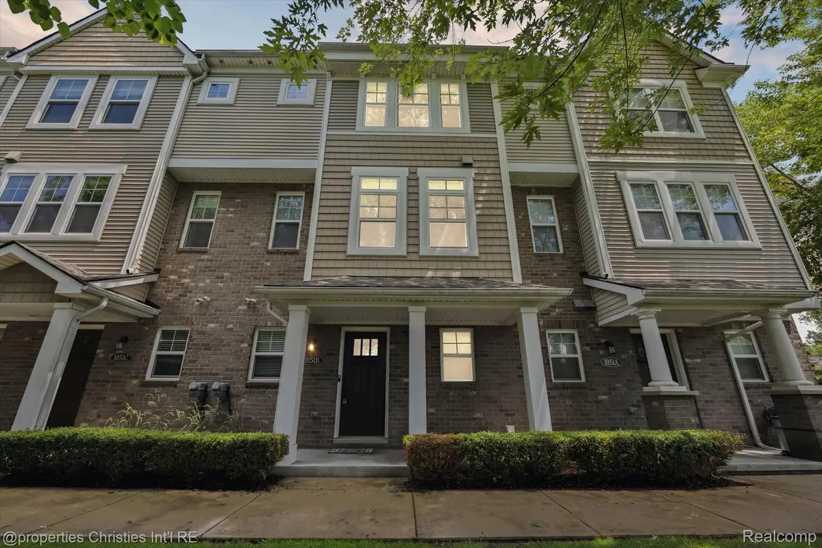 1051 N Sherman Drive #B19, Royal Oak, MI 48067 - Image #1