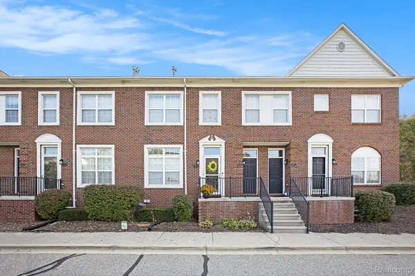 43038 Strand Drive, SterlingHeights, MI 48313