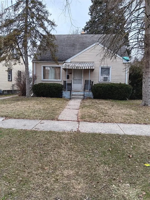 8013 Stahelin Avenue, Detroit, MI 48228