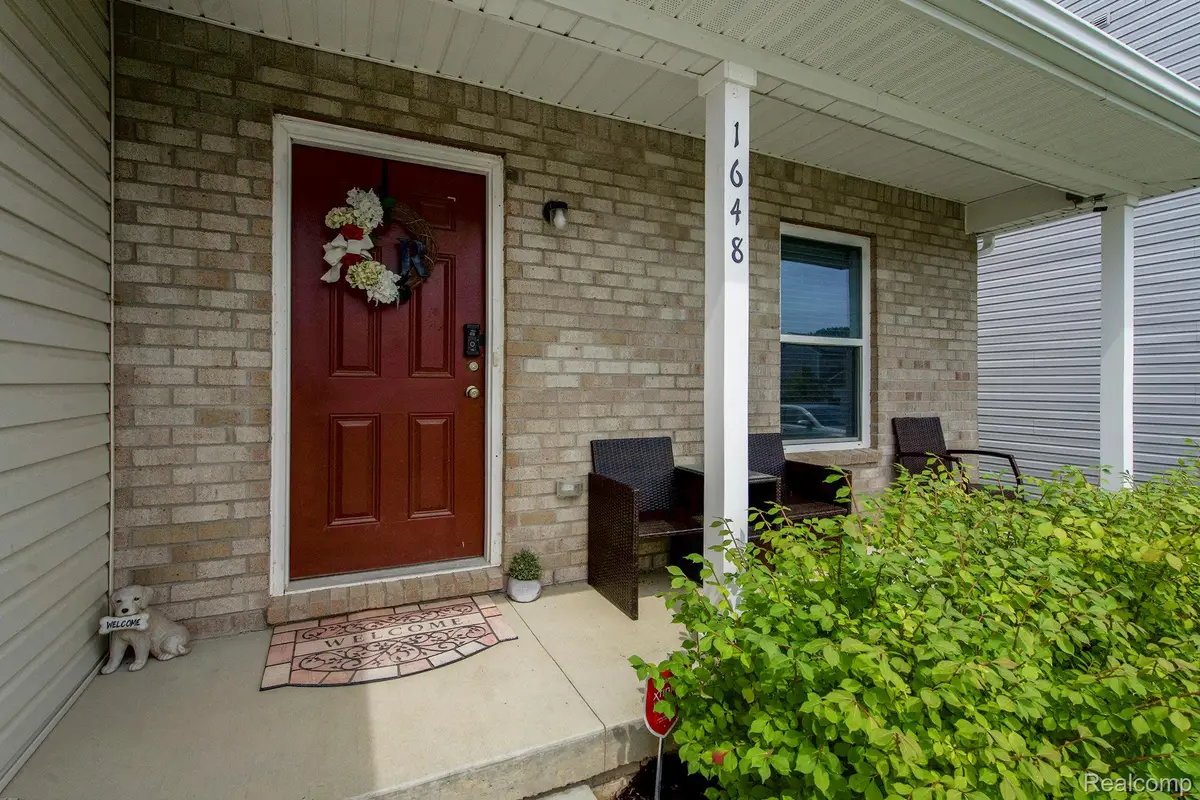 1648 Golfview Drive, Ypsilanti, MI 48198 - Image #1
