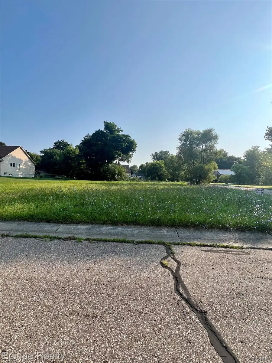 1 Whisper Ridge Court, Burton, MI 48509 - Image #2