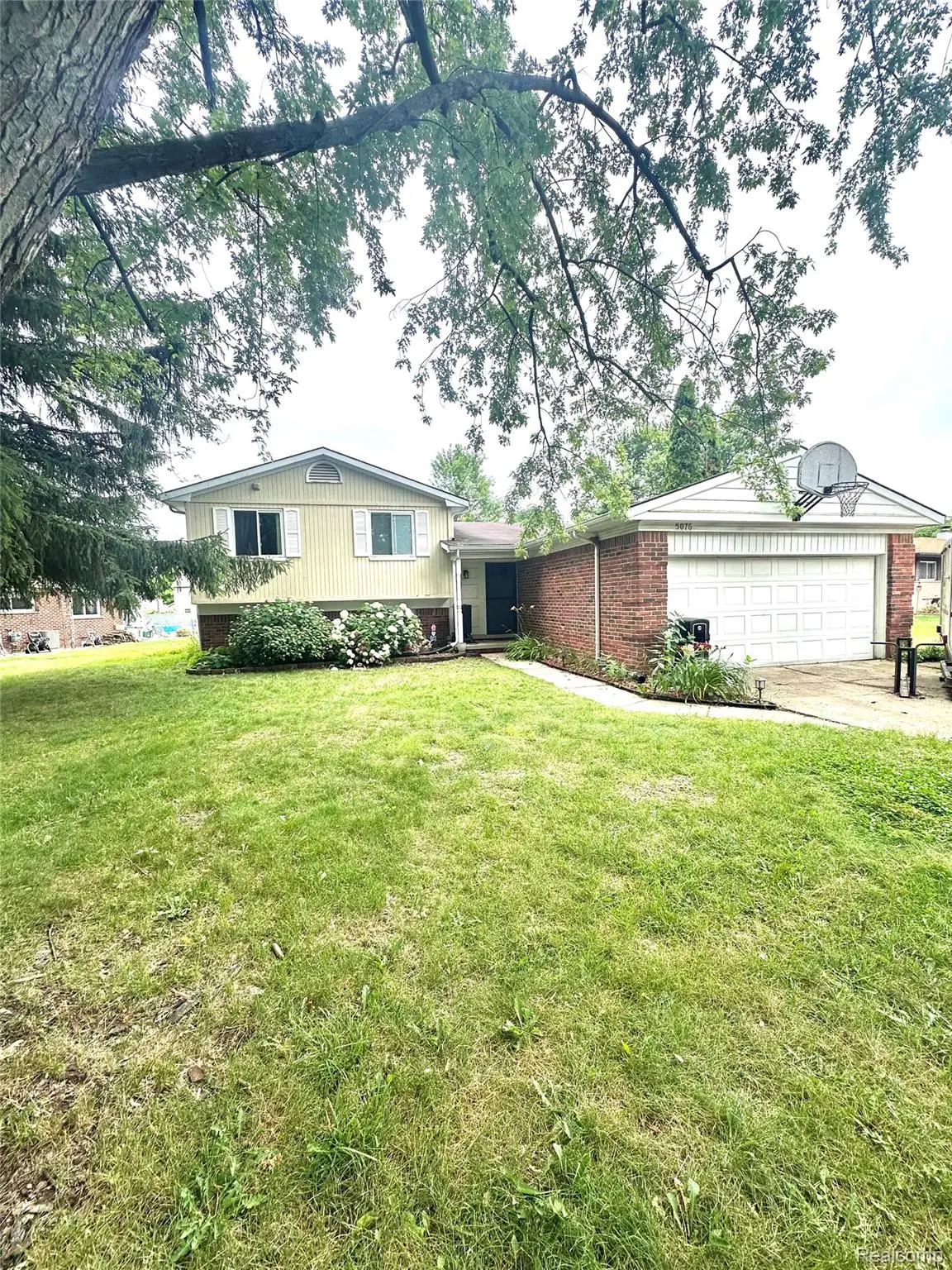 5076 Spring Well Lane, Grand Blanc Charter Township, MI 48439 - Image #1