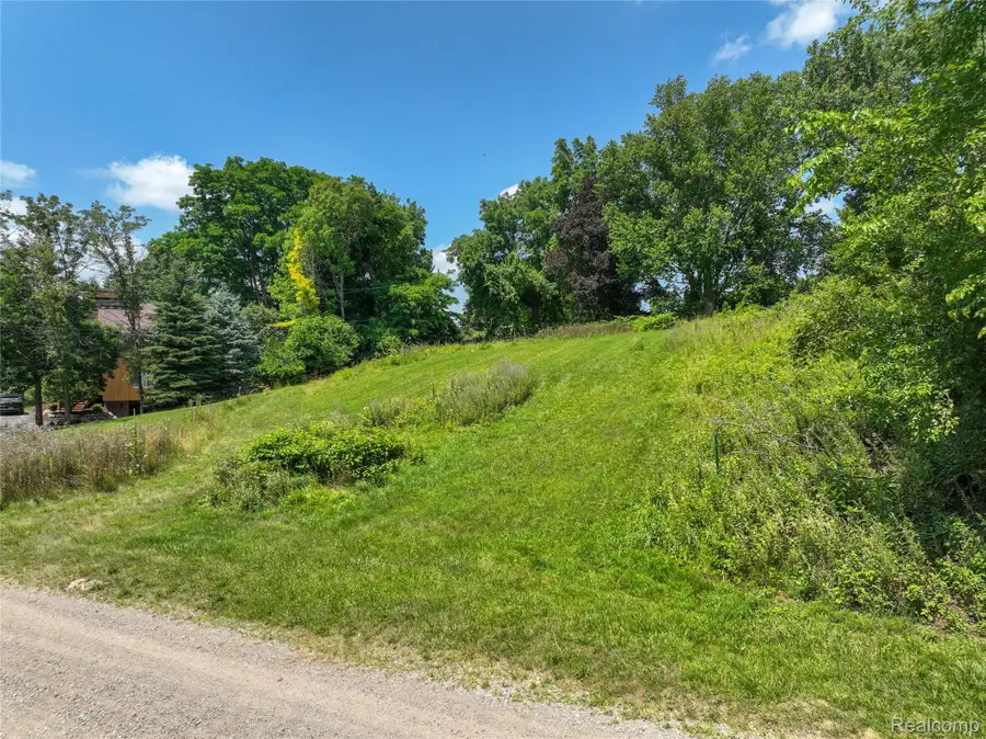 3104 Spring Street, West Bloomfield, MI 48322 - Image #3