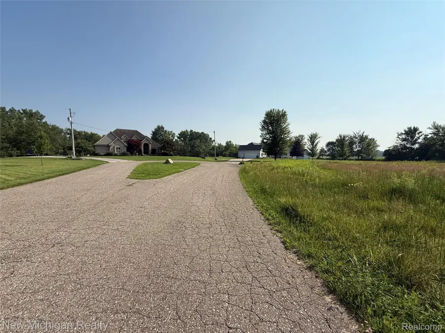 9807 Oak Ridge Road, Hazelton, MI 48460 - Image #2