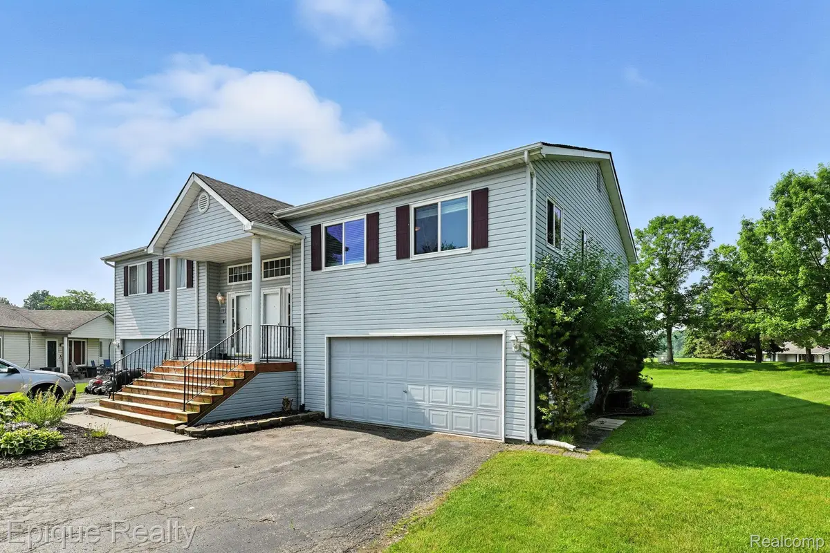 1133 Lakeview Circle, Mundy Township, MI 48439 - Image #1