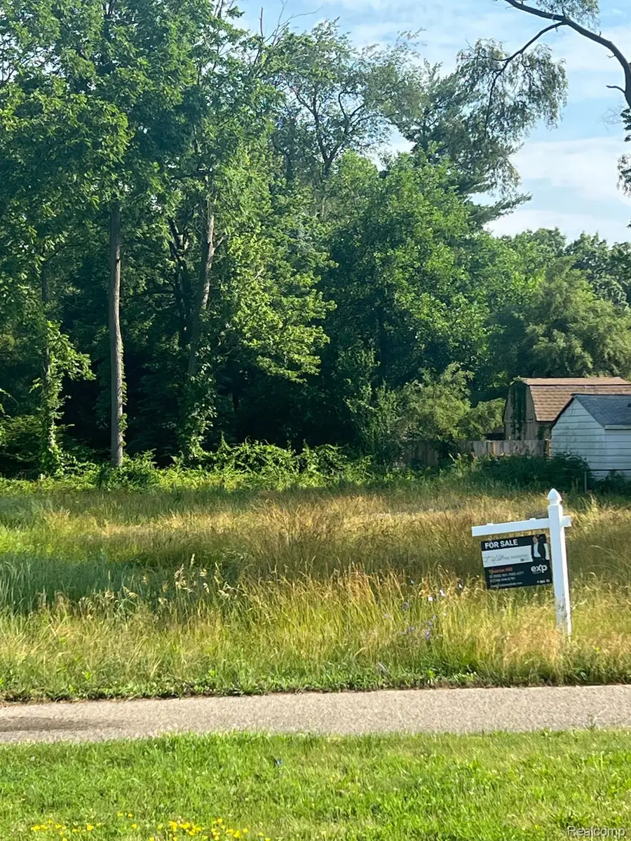 23874 W. Nine Mile Rd Road, Southfield, MI 48033 - Image #2