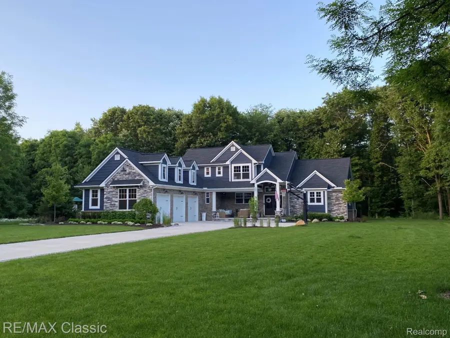 003 Buttercup Trail, Milford, MI 48381 - Image #2