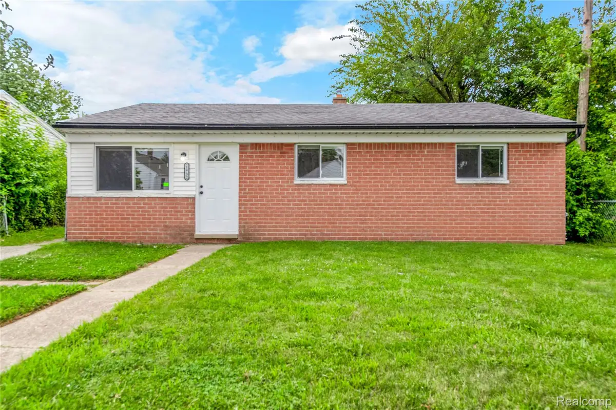 21732 Wellington Avenue, Warren, MI 48089 - Image #1