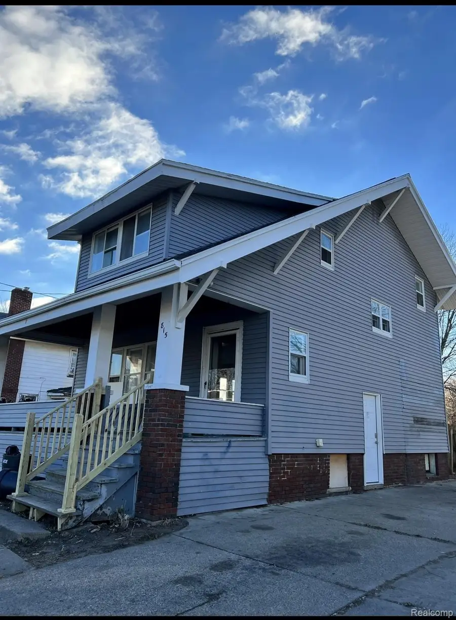 815 W Genesee Avenue, Saginaw, MI 48602 - Image #2