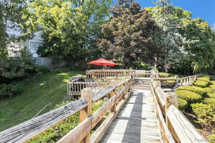 915 E Court Street, Flint, MI 48503 - Image #3