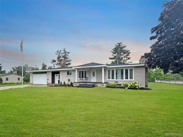 321 N Maple Avenue, Gaylord, MI 49735