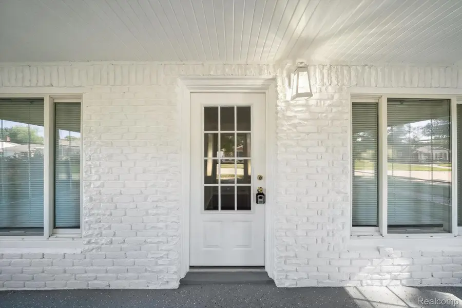 30808 Sheridan Street, Garden City, MI 48135 - #3