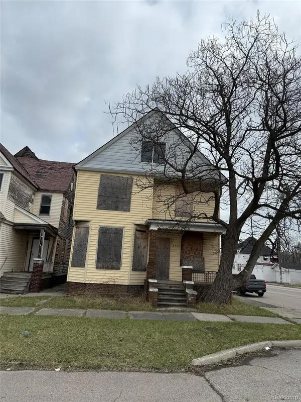 4702 Mitchell Street, Detroit, MI 48207