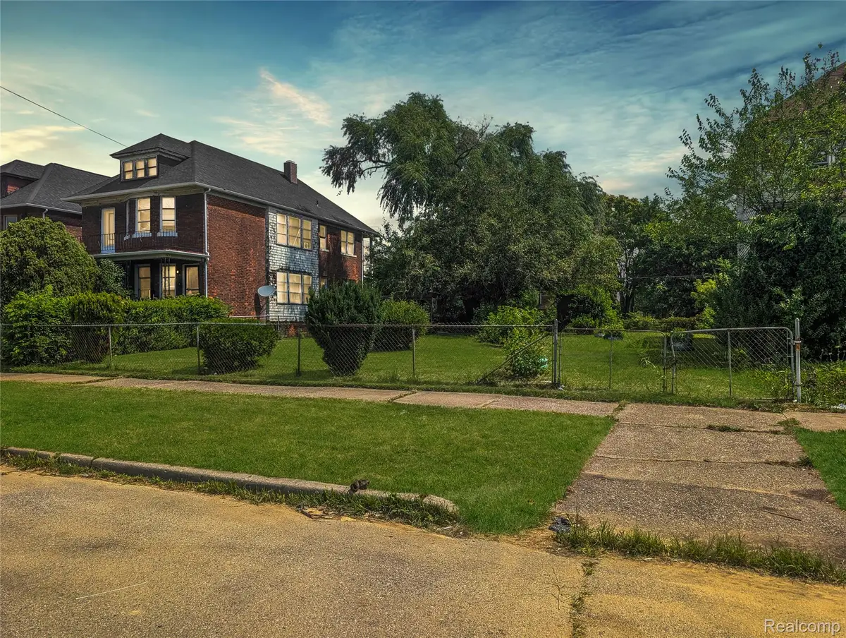2940 Harding Street, Detroit, MI 48214 - Image #1