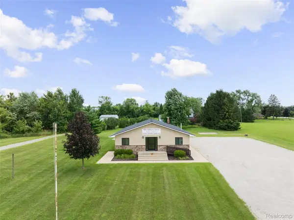 52909 10 Mile Road, SouthLyon, MI 48178