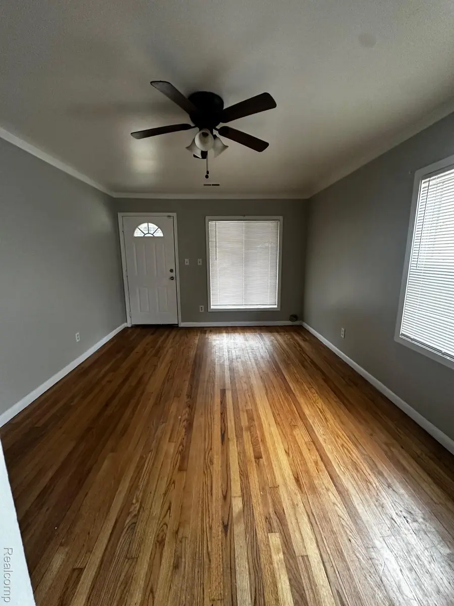 20818 Atlantic Avenue, Warren, MI 48091 - Image #2