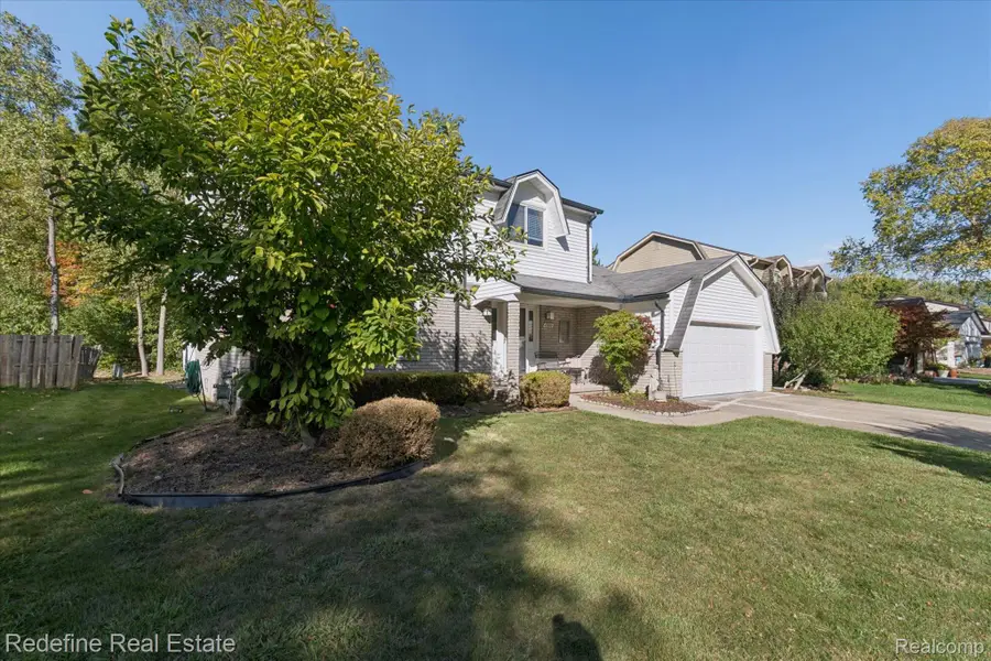 45900 Gainsborough Drive, Canton, MI 48187 - Image #2