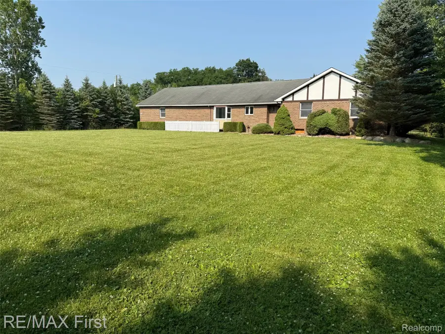 53990 N Foster Road, Chesterfield, MI 48051 - Image #2