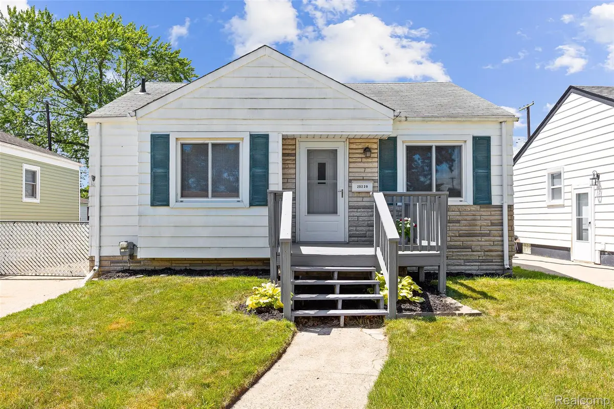 25239 Lehner Street, Roseville, MI 48066 - Image #1