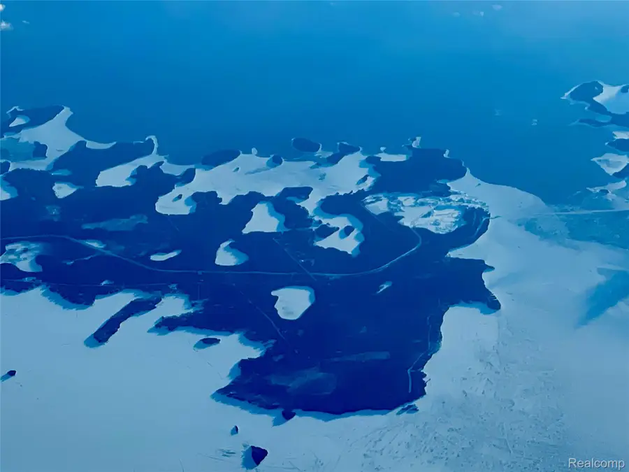 33882 S Dix Point Road, Drummond, MI 49726 - Image #2