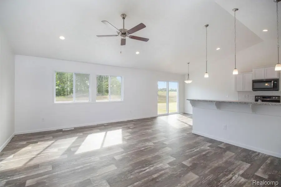 104 Cottonwood Court, Litchfield, MI 49252 - Image #3