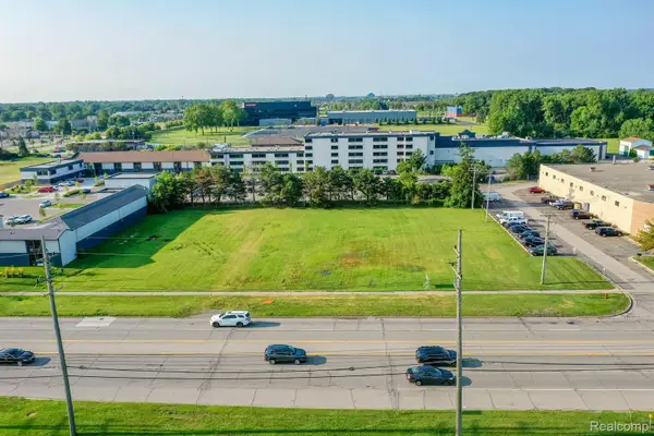 7700 15 Mile Road, SterlingHeights, MI 48312