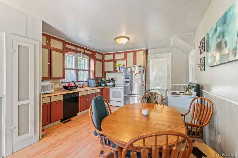 417 E Oregon Street, Lapeer, MI 48446 - Image #2