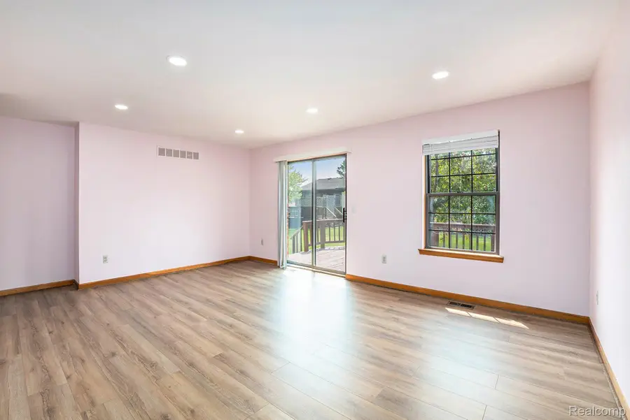 5434 Bowden Court, Warren, MI 48091 - Image #3