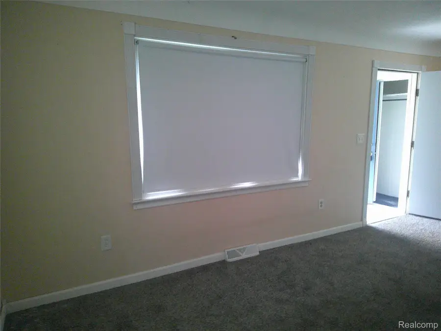Address Withheld By Seller, Flint, MI 48507 - Image #2