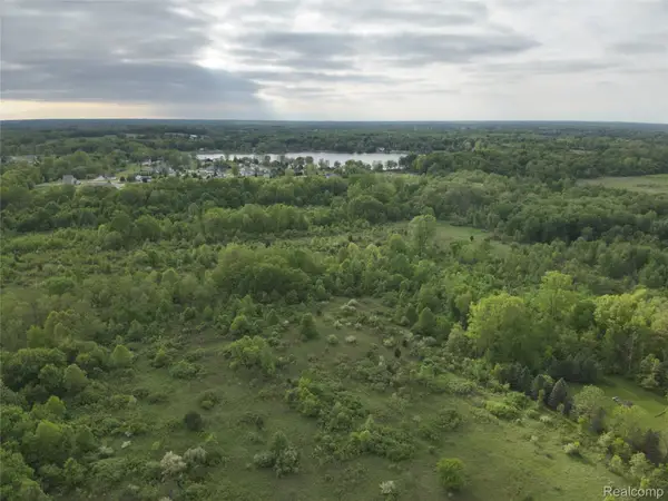 v/l Bunkerhill Rd, Jackson, MI 49272