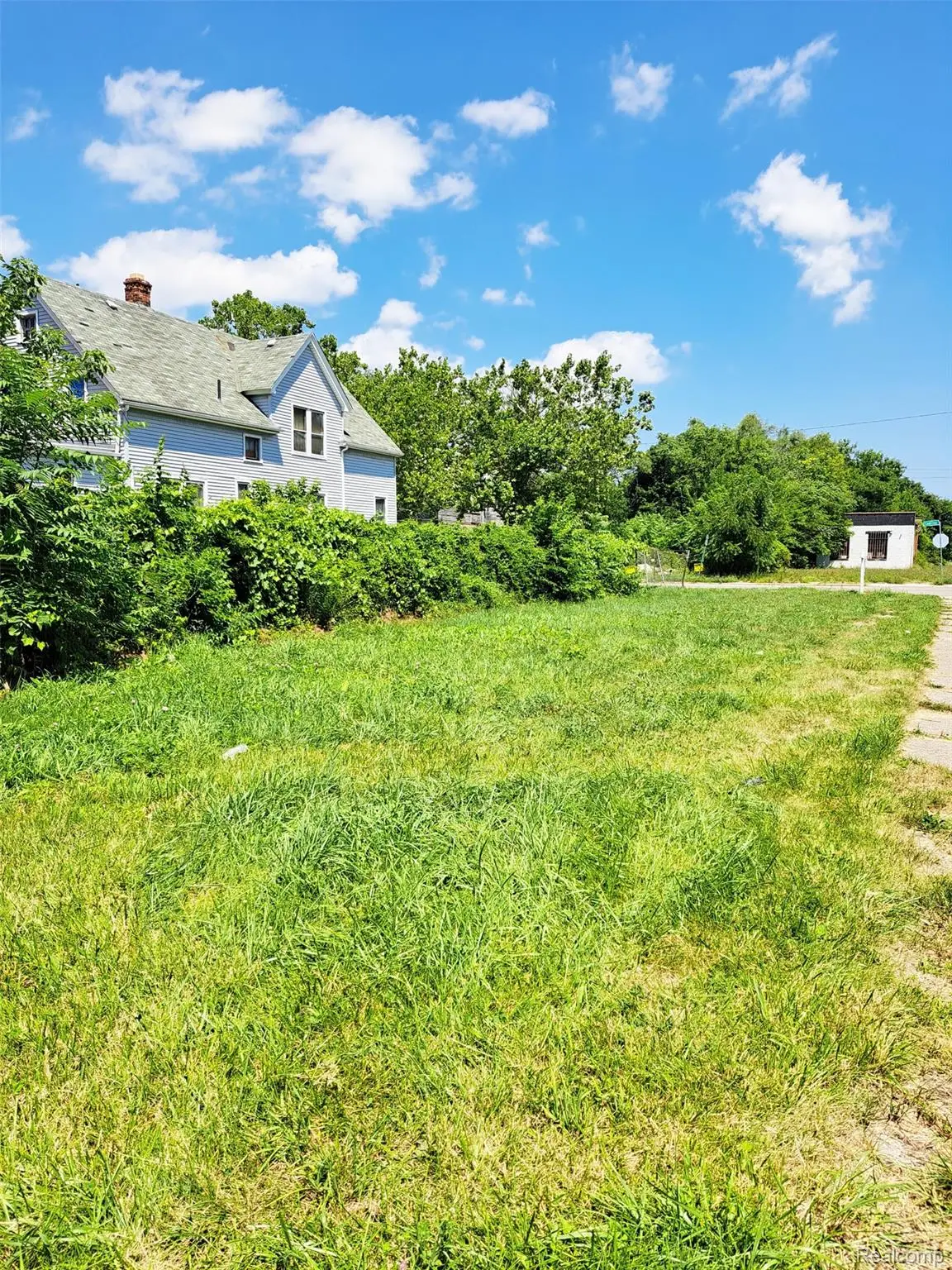 5501 Cadillac Avenue, Detroit, MI 48213 - Image #1