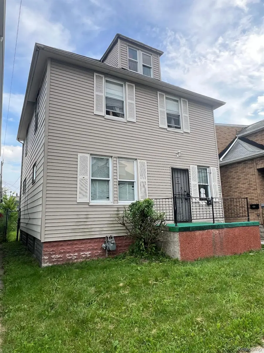 2388 Neibel Street, Hamtramck, MI 48212 - Image #2