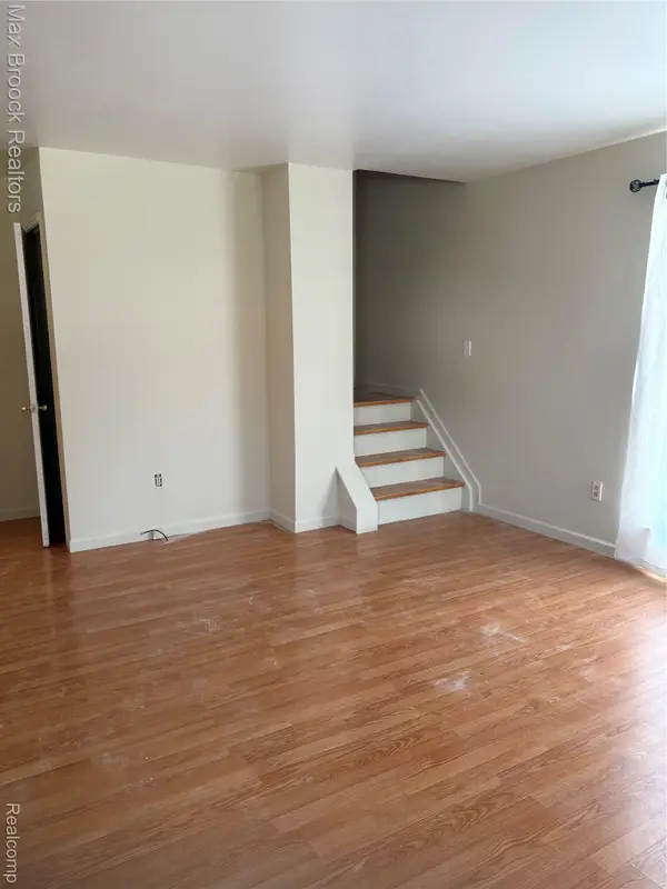 35122 Terrybrook Drive, SterlingHeights, MI 48312