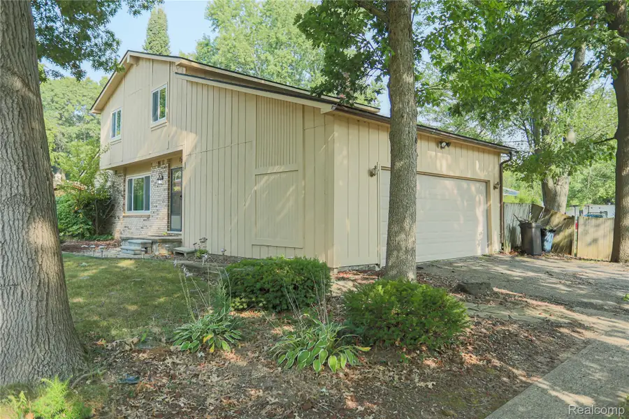 7014 Marco Drive, Waterford, MI 48327 - Image #3