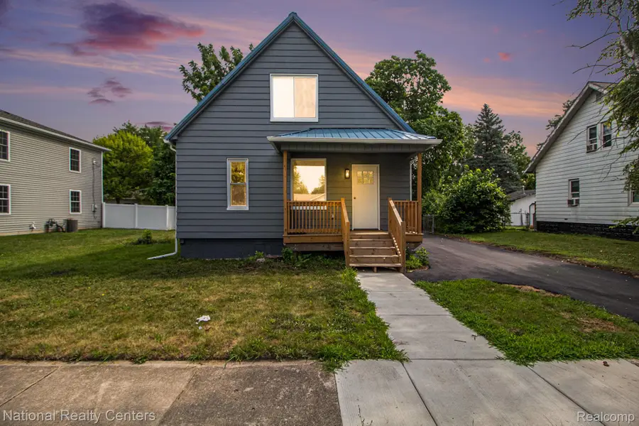 26256 Ypsilanti Street, Flat Rock, MI 48134 - Image #2