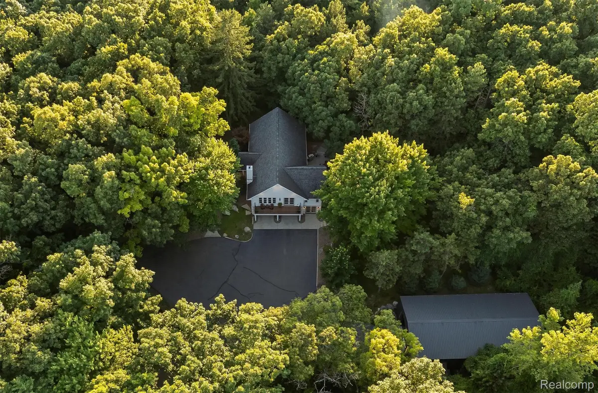 5484 Waldon Road, Clarkston, MI 48348 - Image #1