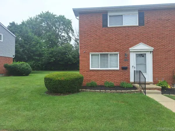 2526 Patrick Henry Street, AuburnHills, MI 48326