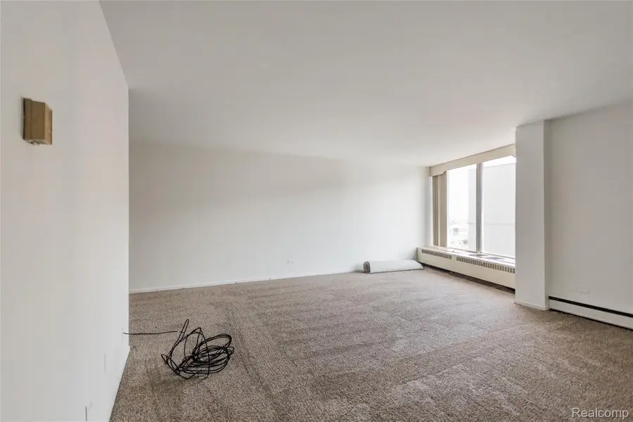 8200 E Jefferson Avenue #1605, Detroit, MI 48214 - Image #2