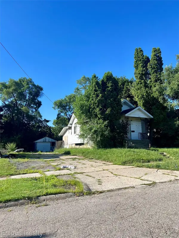 2429 Brown Street, Flint, MI 48503