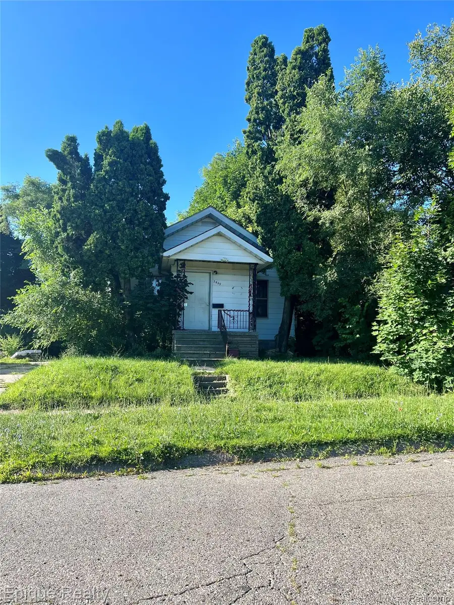 2429 Brown Street, Flint, MI 48503 - Image #2