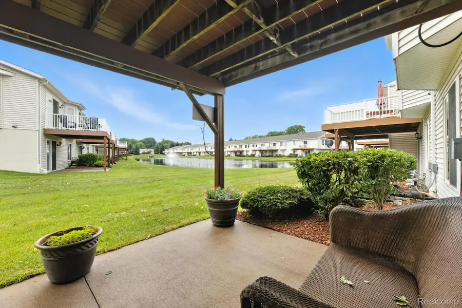 810 Crystal Lane, Marysville, MI 48040 - Image #3