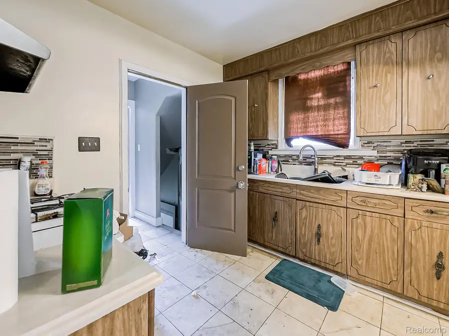 13680 Castleton Street, Detroit, MI 48227 - Image #3