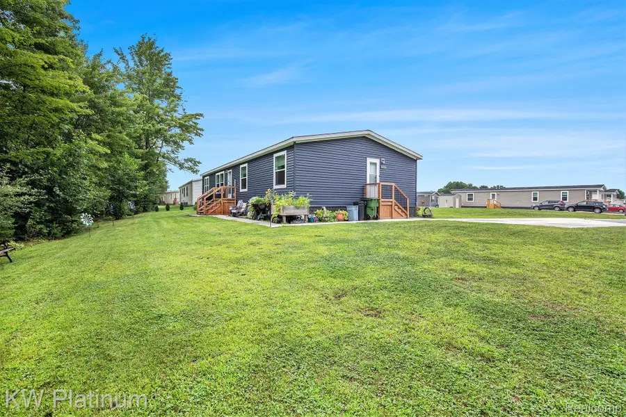 6154 Birch Creek Court, Kimball Township, MI 48704 - Image #3