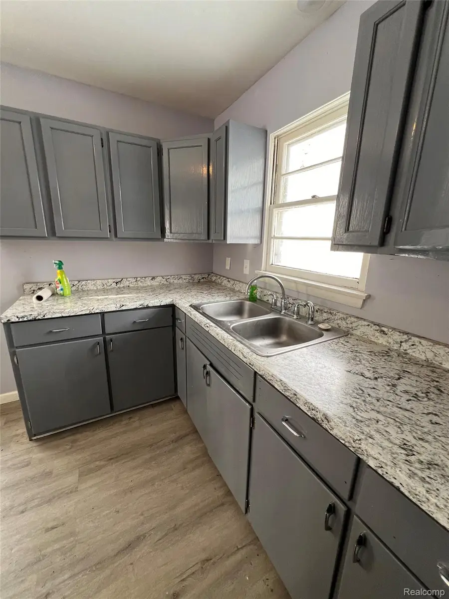 1916 Joslin Street, Saginaw, MI 48602 - Image #3