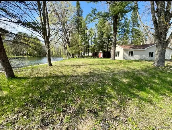 6246 Dorr, Falmouth, MI 49632