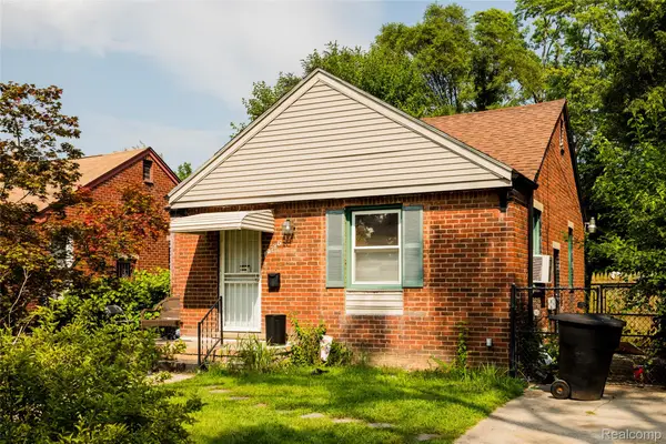 19786 Pennington Drive, Detroit, MI 48221