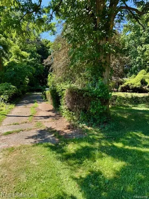 25101 W Chicago Road, Redford, MI 48239 - Image #3